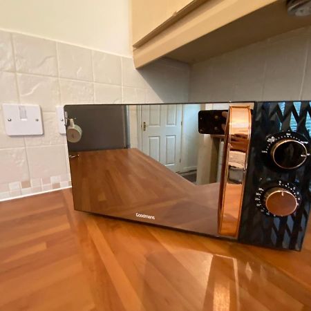 Wellingborough Cosy Hub Villa Great Harrowden Dış mekan fotoğraf